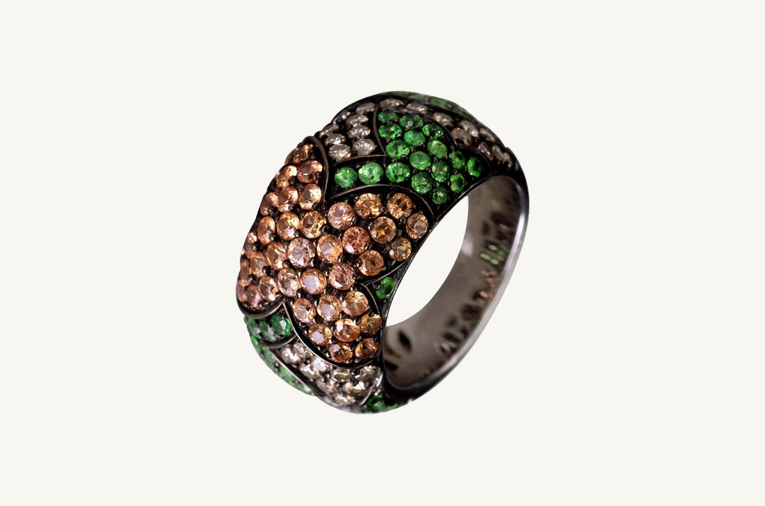 Chameleon – Sapphires, Tsavorites and Diamonds