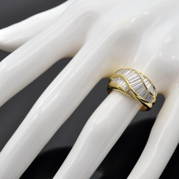 Diamond Wave Band