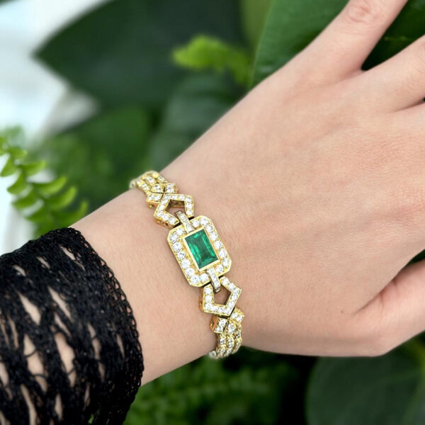 Emerald Grain de Riz Bracelet