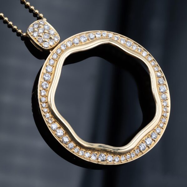 Flow Pendant