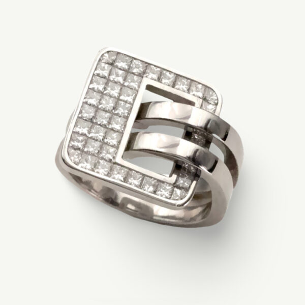 Invisible-Setting Princess-Cut Ring Diamond Buckle Ring in 18K white gold pavé-set with diamonds by Claris-A