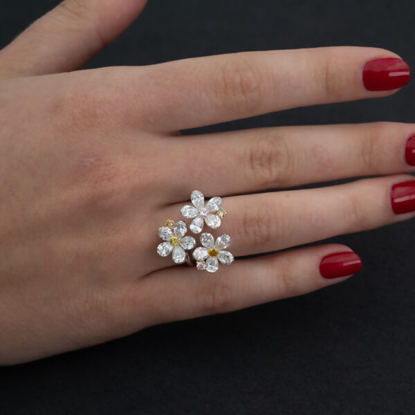 7221 Triple Blossom Ring