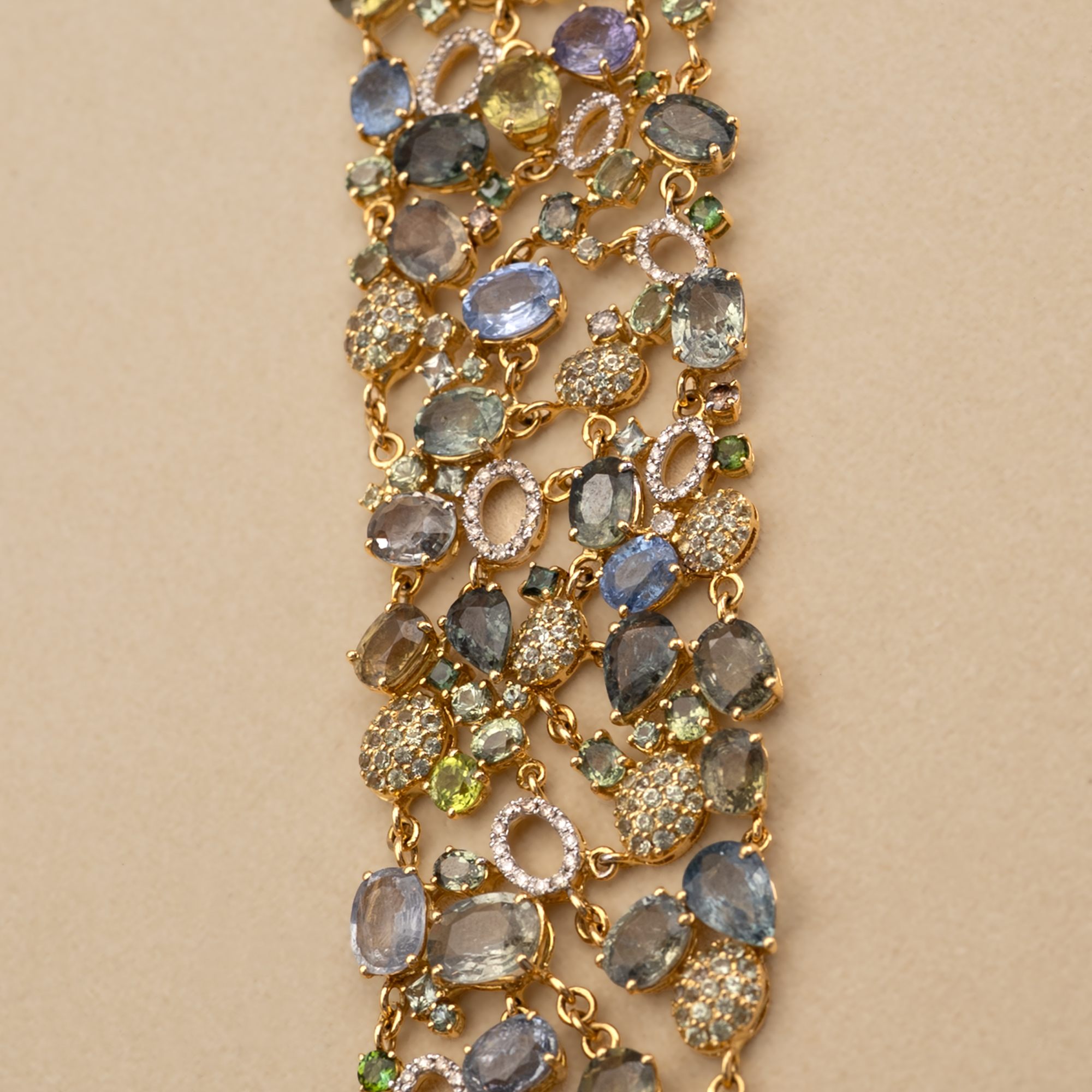 7610 Lattice Mosaic Bracelet