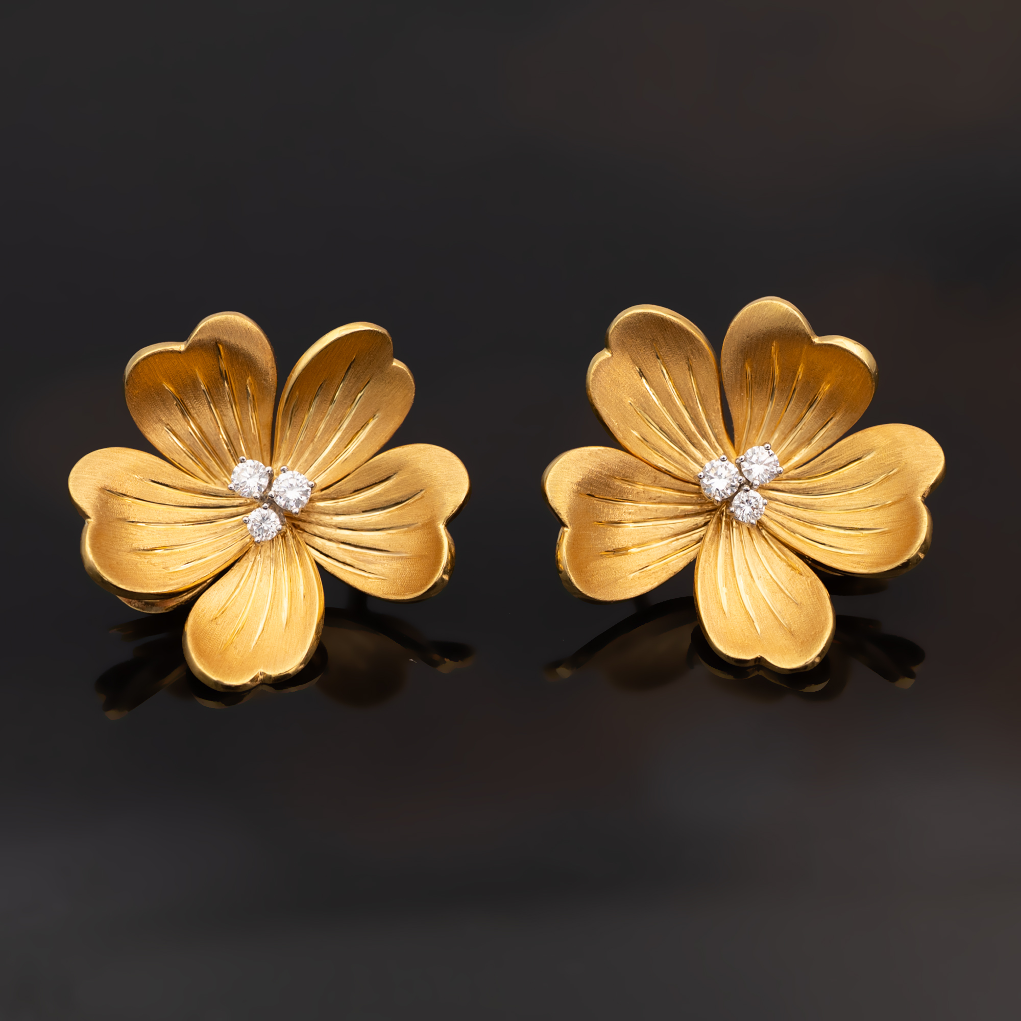 8408 Floral Diamond Earrings
