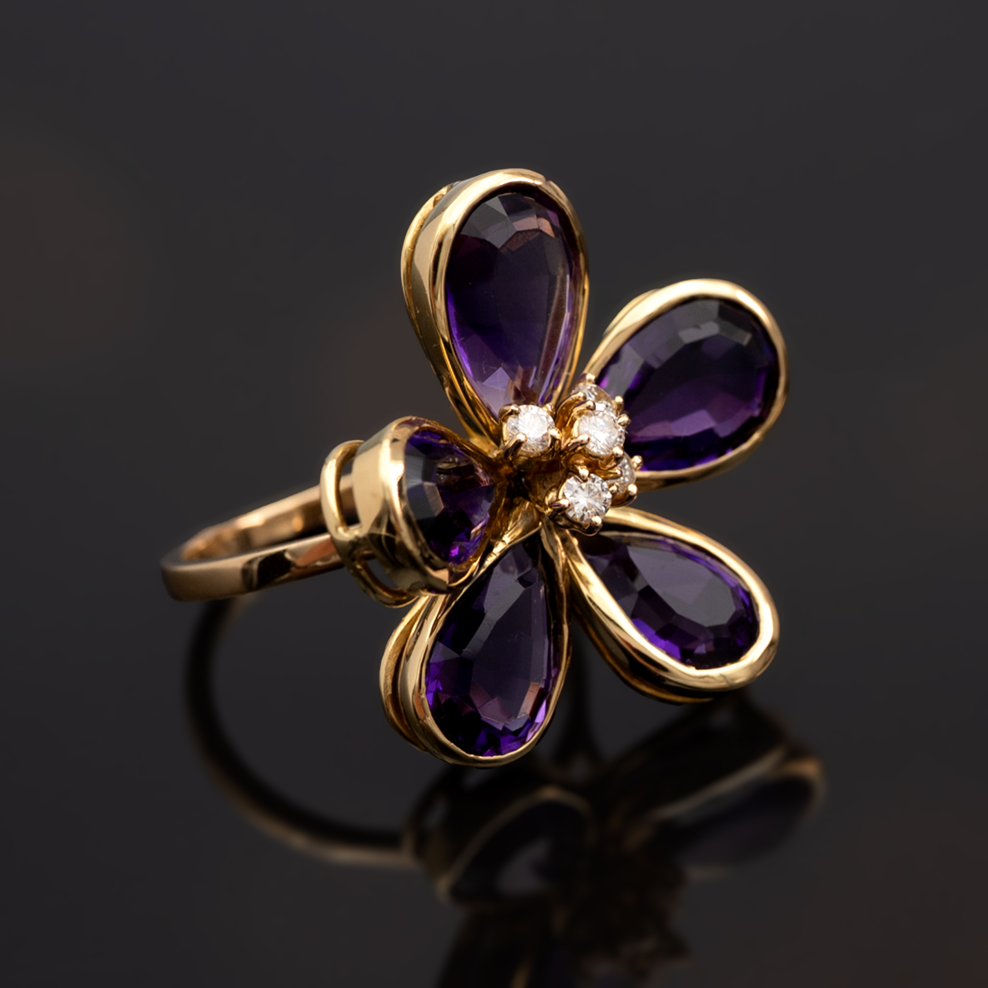 8932 Amethyst Flower Ring